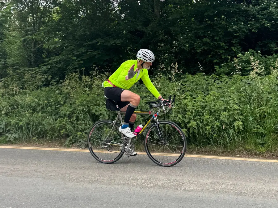 Maidstone Harriers' Big Weekend in the Cotswolds for Cotswolds 113 triathlon and aquabike, 2025. Team member on cycling stage