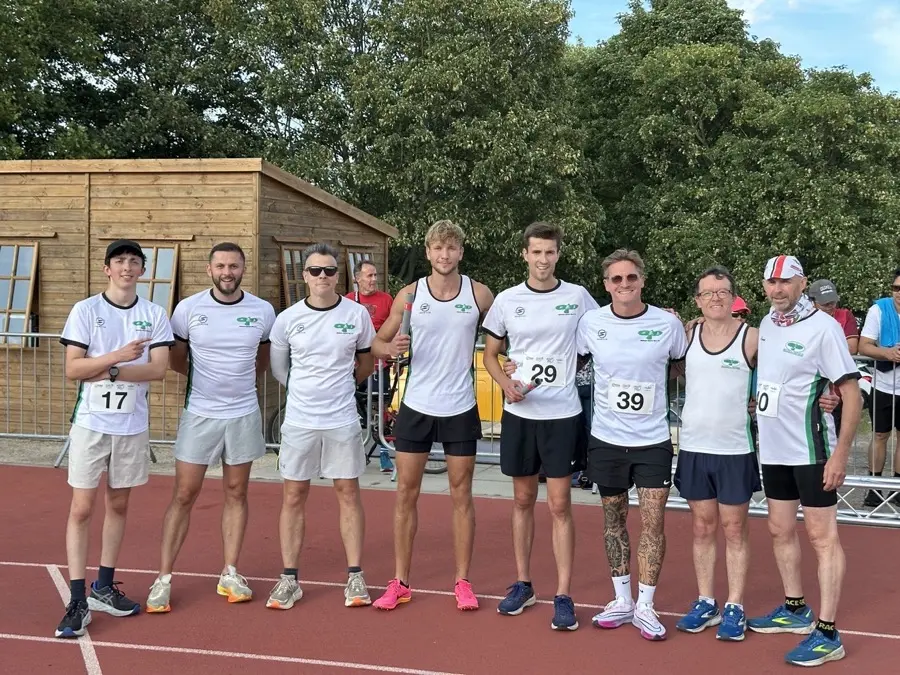 Maidstone Harriers Team A and Team B together at the Medway Mile elite races 2025.