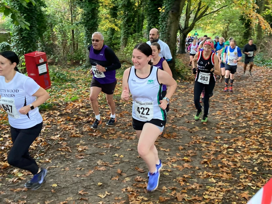 KFL Swanley Park 2023 - Kent Fitness League runners in action through the trees. Maidstone Harriers