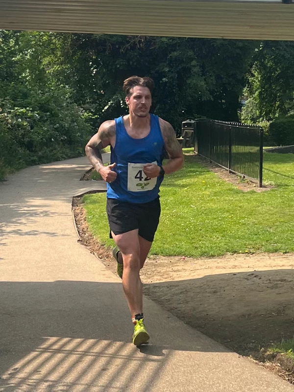 Jamie Forman racing at the 2025 Maidstone Harriers David Thornby 10k